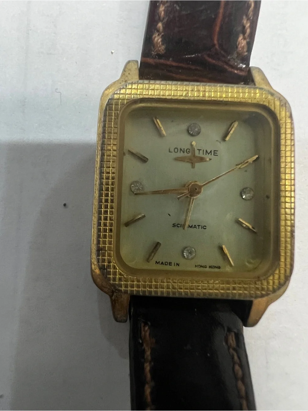 Lot of 5 Vintage and modern woman Watches (Long Time is automatic)